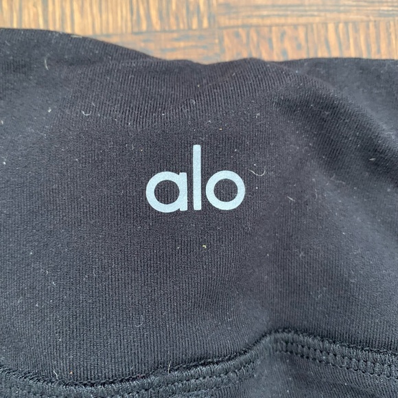 ALO leggings. Multi textured. Size XS - Picture 4 of 9